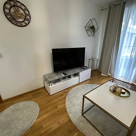 Prestige Bulevar Apartman *